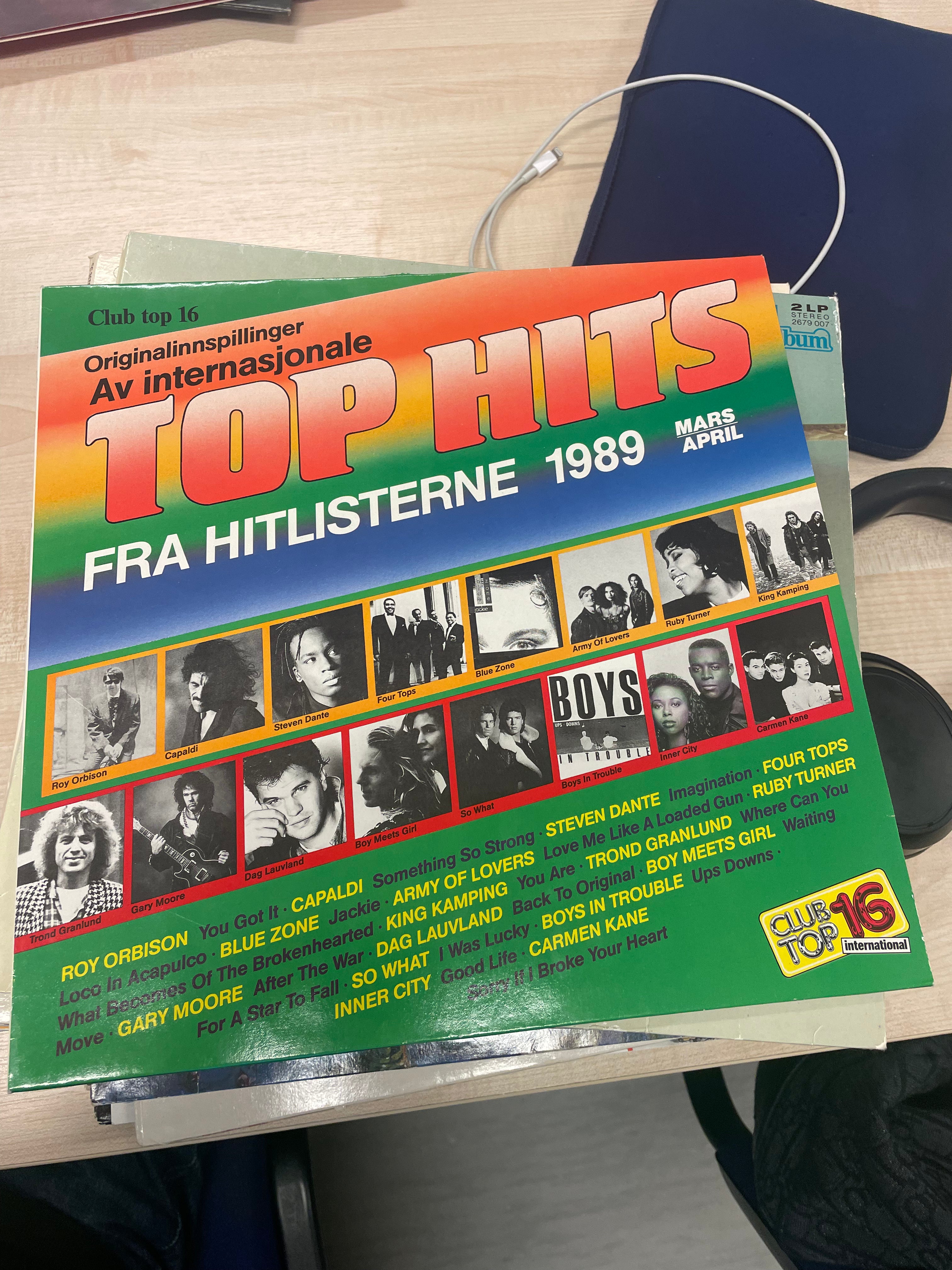 top hits fra hitlisterne 1989 mars april